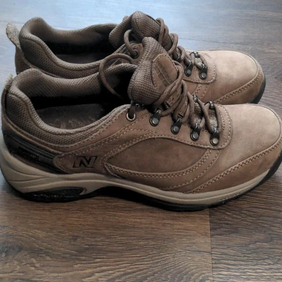 New Balance Womans Size 8 956 Goretex Brown Sneakers - Picture 5 of 9